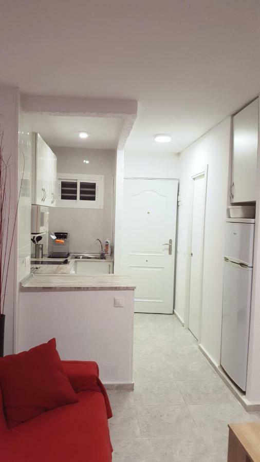 Apartamento Aguila เบนัลมาเดนา ภายนอก รูปภาพ